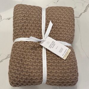 Holl & Branch Heathered Camel Honeycomb Knit Throw Blanket
